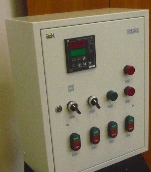 Металлический ящик управления вентиляцией Металлический ящик управления вентиляцией