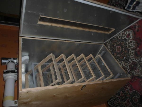 Самодельный инкубатор с системой вентиляции